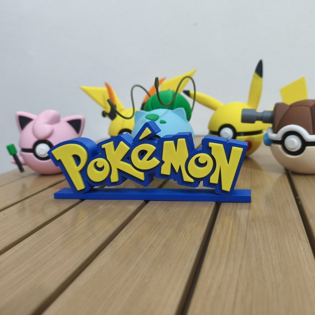 Pokemon Anime Merchandise - Figur pajangan logo Pokemon model baru,